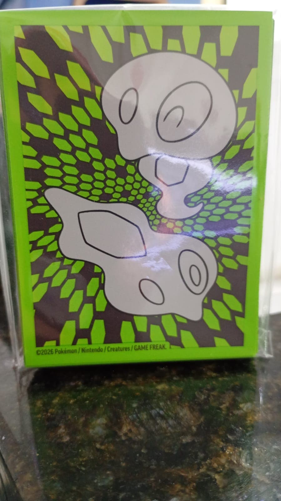Equilíbrio Perfeito: Sleeve Célula Mega Zygarde